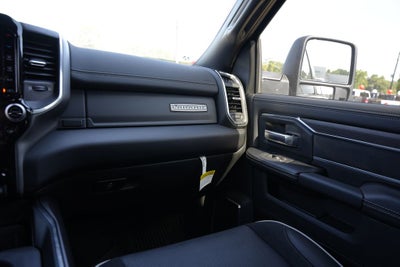 2026 RAM Ram 3500 RAM 3500 LARAMIE CREW CAB 4X4 8' BOX