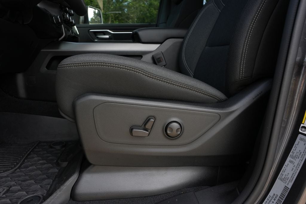 2026 RAM 1500 RAM 1500 BIG HORN CREW CAB 4X2 5'7' BOX