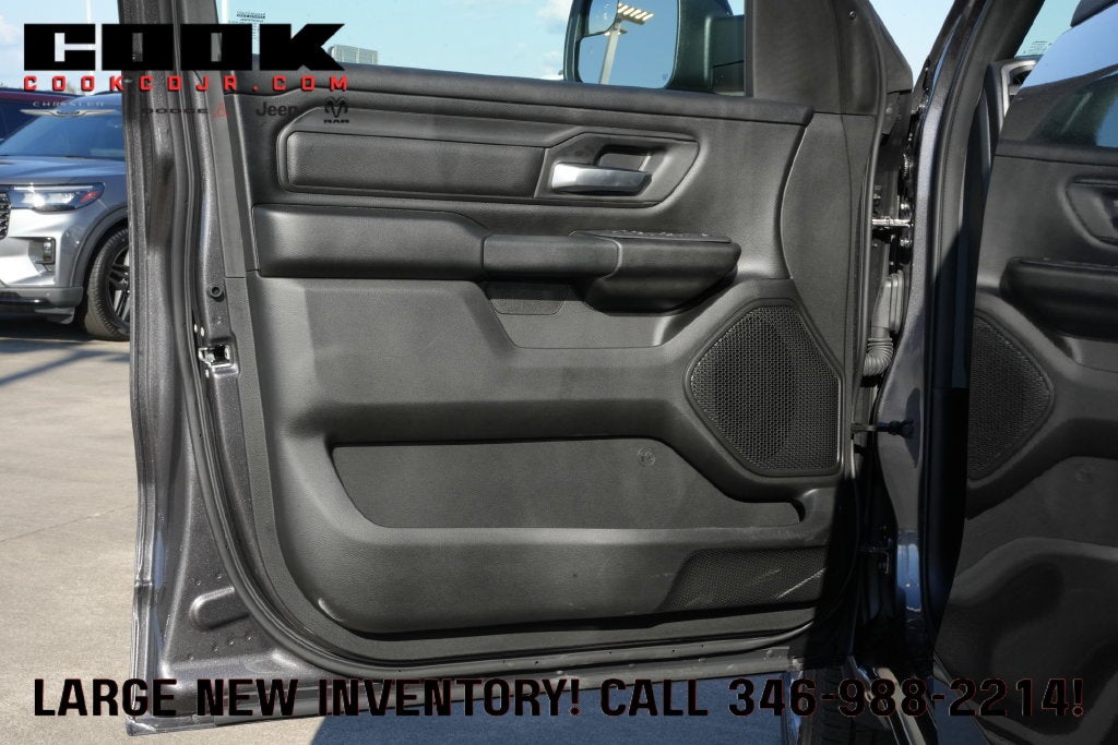 2027 RAM 1500 RAM 1500 EXPRESS CREW CAB 4X2 5'7' BOX