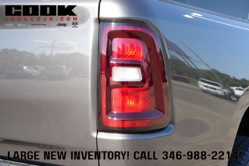 2027 RAM 1500 RAM 1500 EXPRESS CREW CAB 4X2 5'7' BOX