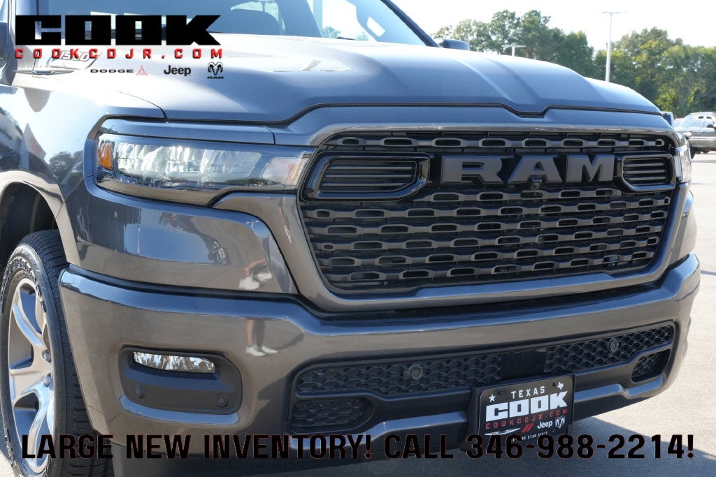 2027 RAM 1500 RAM 1500 EXPRESS CREW CAB 4X2 5'7' BOX