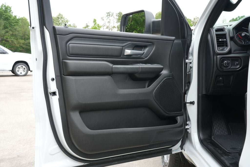 2026 RAM 1500 RAM 1500 EXPRESS CREW CAB 4X2 5'7' BOX