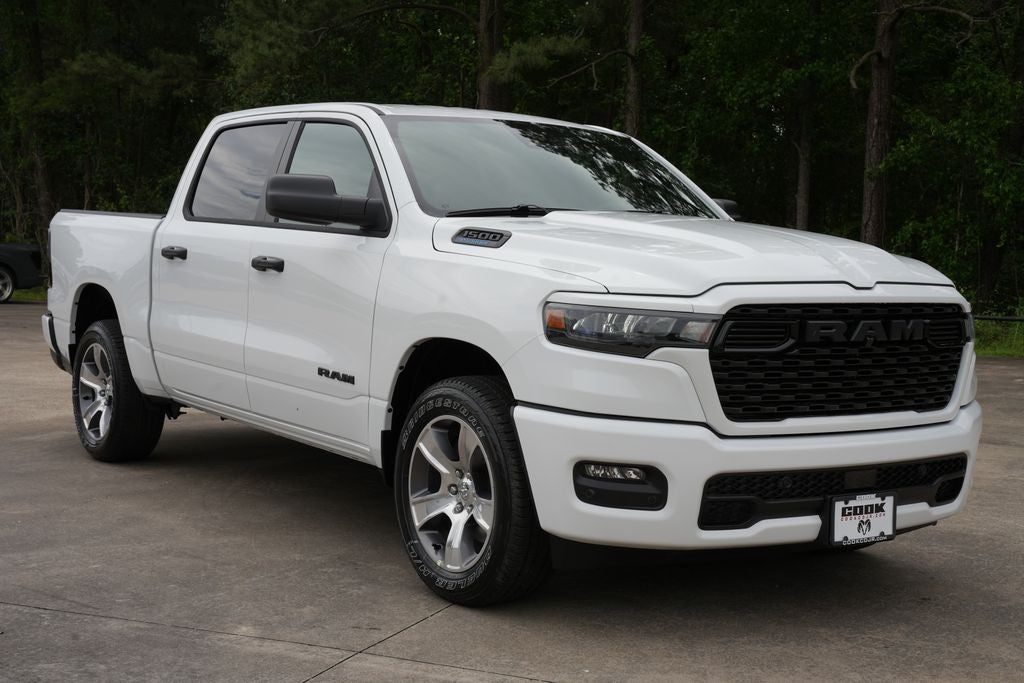2026 RAM 1500 RAM 1500 EXPRESS CREW CAB 4X2 5'7' BOX