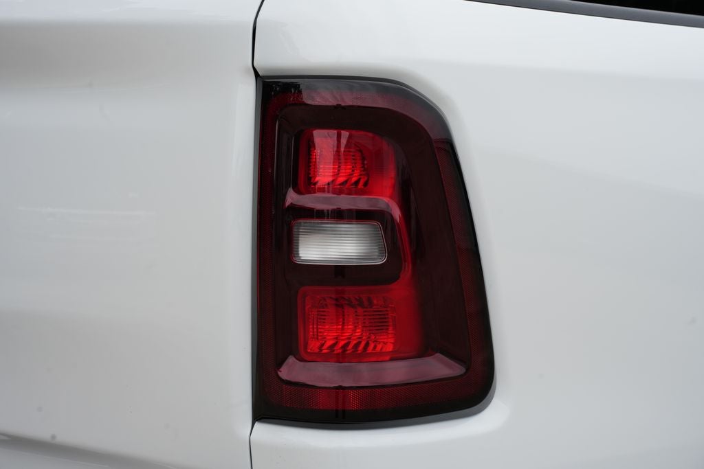 2026 RAM 1500 RAM 1500 EXPRESS CREW CAB 4X2 5'7' BOX