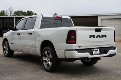 2026 RAM 1500 RAM 1500 EXPRESS CREW CAB 4X2 5'7' BOX