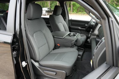 2026 RAM 1500 RAM 1500 EXPRESS CREW CAB 4X2 5'7' BOX