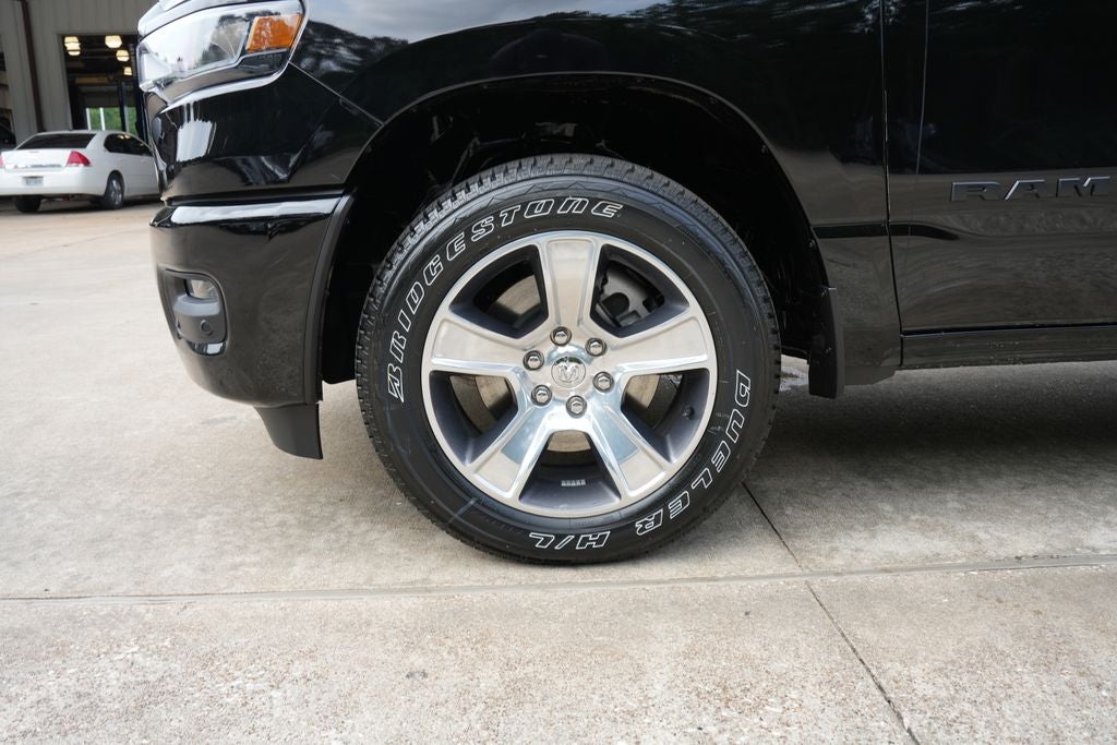 2026 RAM 1500 RAM 1500 EXPRESS CREW CAB 4X2 5'7' BOX
