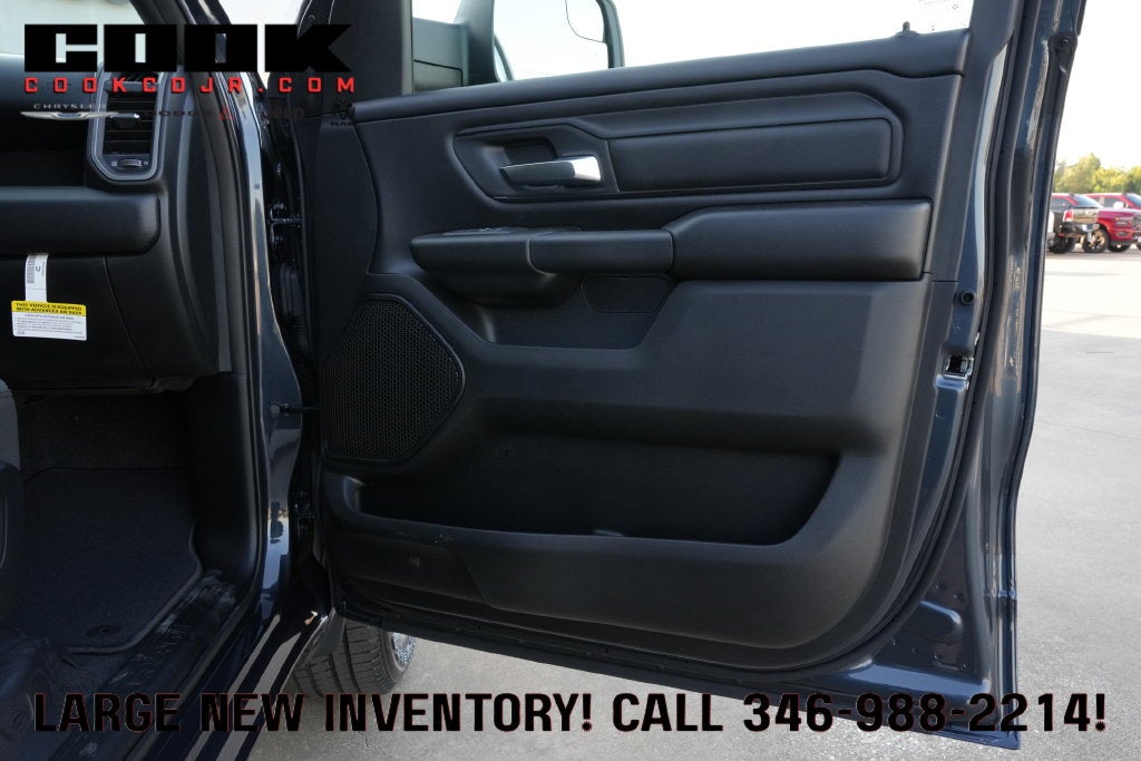 2027 RAM 1500 RAM 1500 EXPRESS CREW CAB 4X2 5'7' BOX