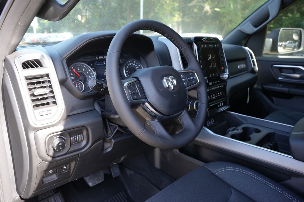 2026 RAM 1500 RAM 1500 LONE STAR CREW CAB 4X4 5'7' BOX