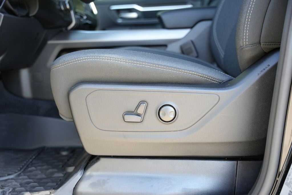 2026 RAM 1500 RAM 1500 LONE STAR CREW CAB 4X4 5'7' BOX
