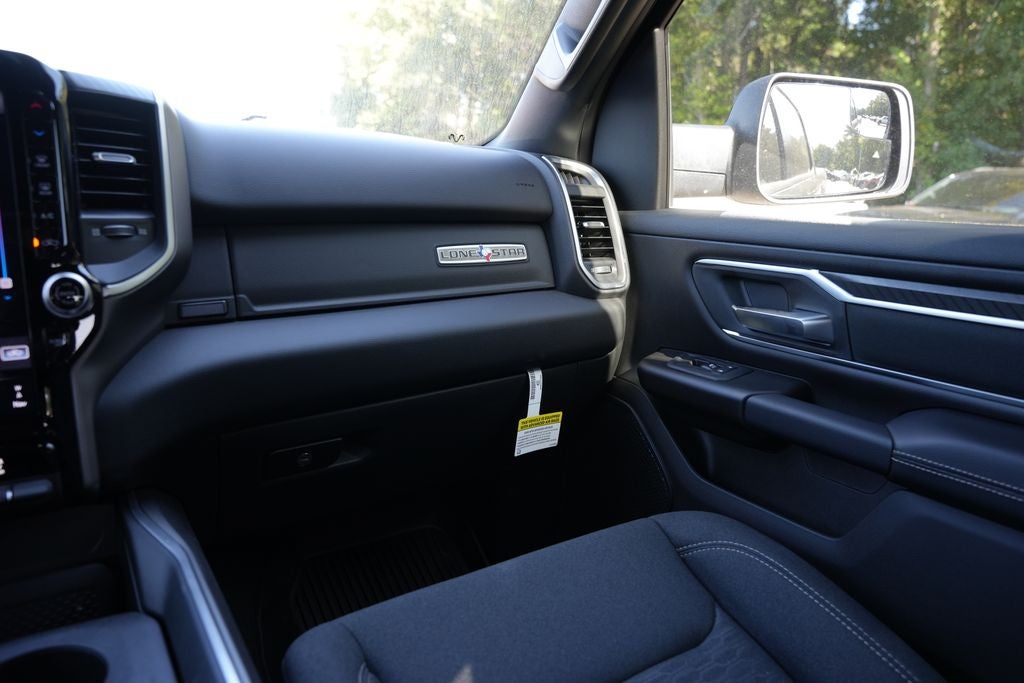 2026 RAM 1500 RAM 1500 LONE STAR CREW CAB 4X4 5'7' BOX