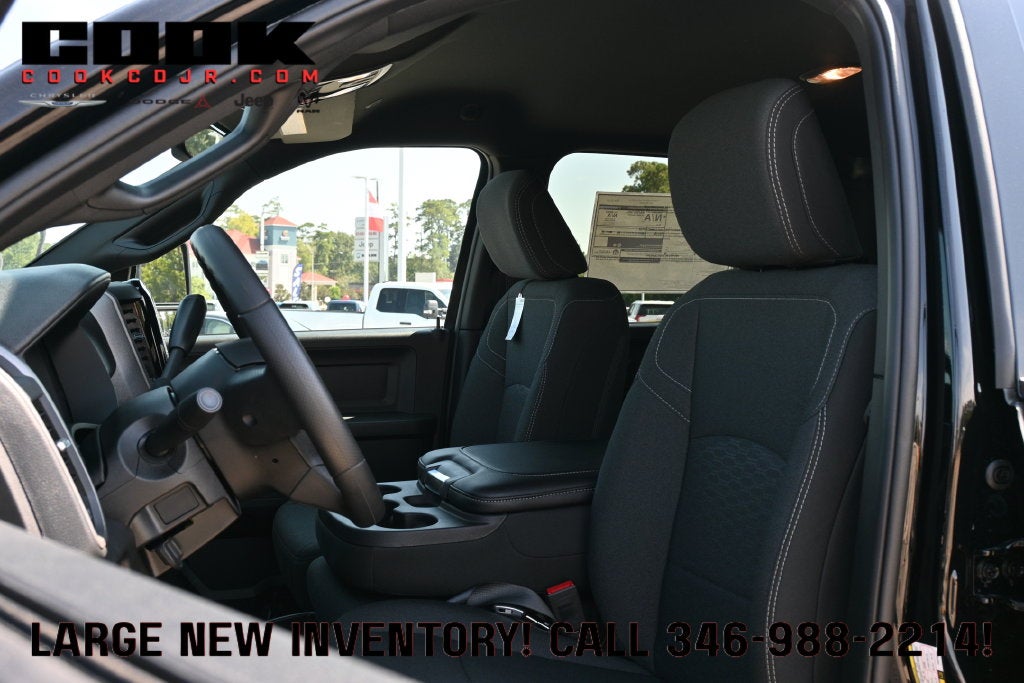 2027 RAM 2500 RAM 2500 TRADESMAN CREW CAB 4X4 6'4' BOX