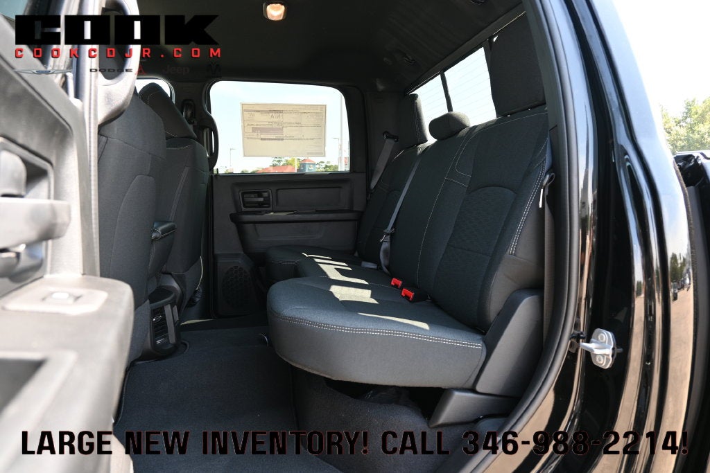 2027 RAM 2500 RAM 2500 TRADESMAN CREW CAB 4X4 6'4' BOX