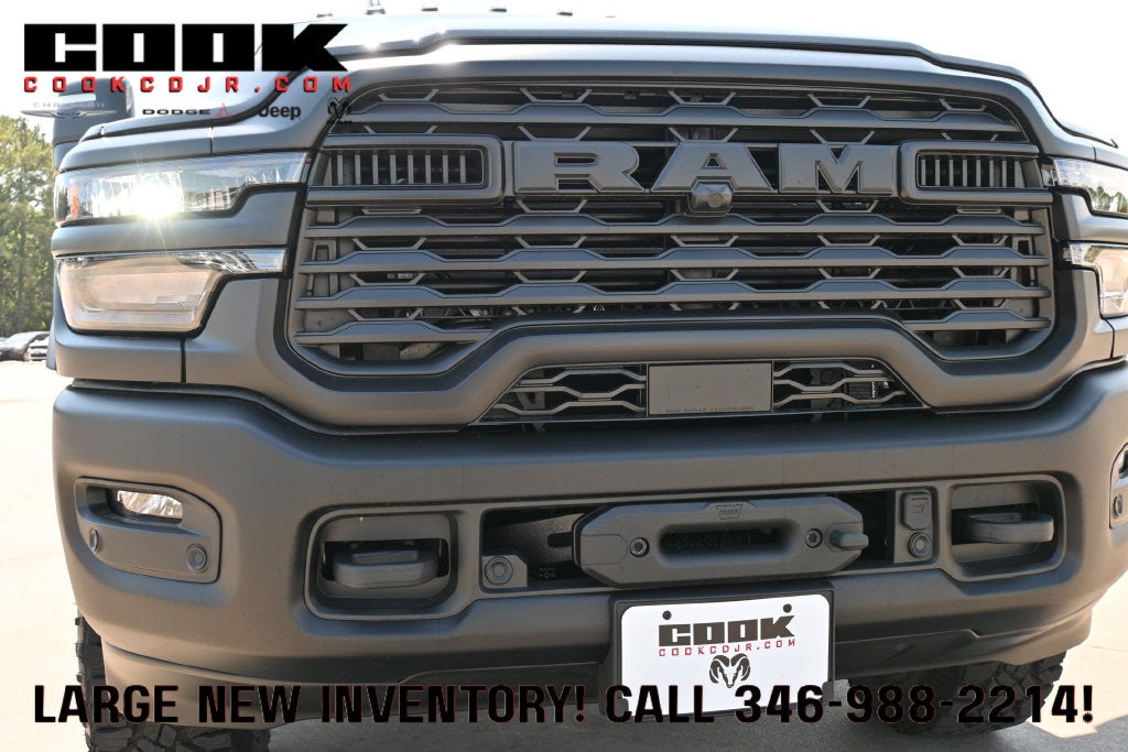 2027 RAM 2500 RAM 2500 TRADESMAN CREW CAB 4X4 6'4' BOX