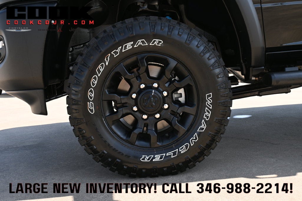 2027 RAM 2500 RAM 2500 TRADESMAN CREW CAB 4X4 6'4' BOX