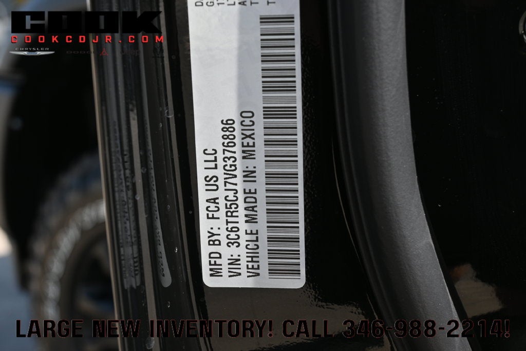 2027 RAM 2500 RAM 2500 TRADESMAN CREW CAB 4X4 6'4' BOX