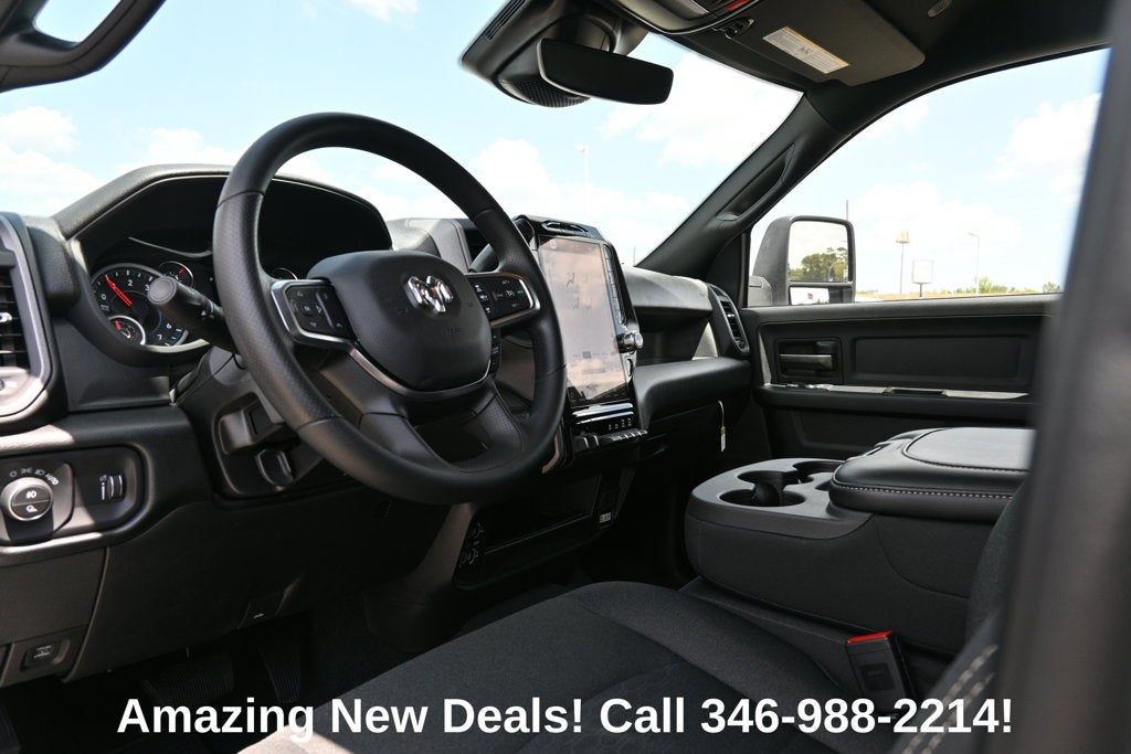 2026 RAM 2500 RAM 2500 TRADESMAN CREW CAB 4X4 6'4' BOX