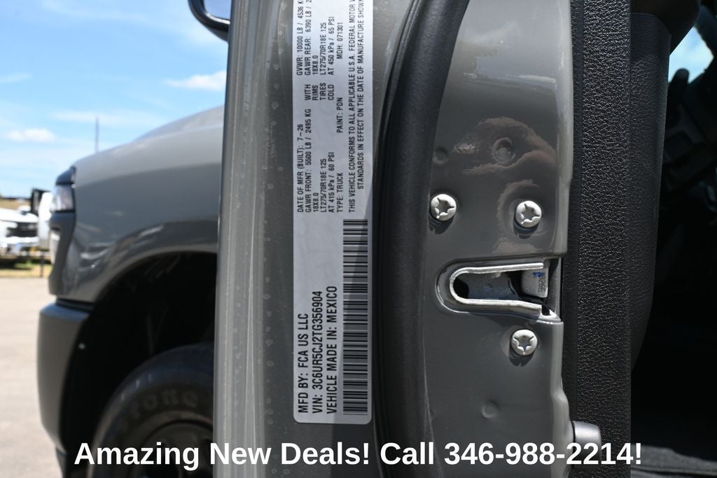 2026 RAM 2500 RAM 2500 TRADESMAN CREW CAB 4X4 6'4' BOX
