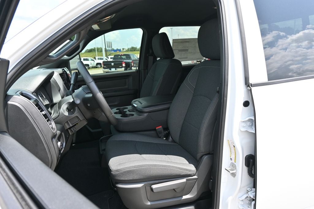 2026 RAM 2500 RAM 2500 TRADESMAN CREW CAB 4X4 6'4' BOX