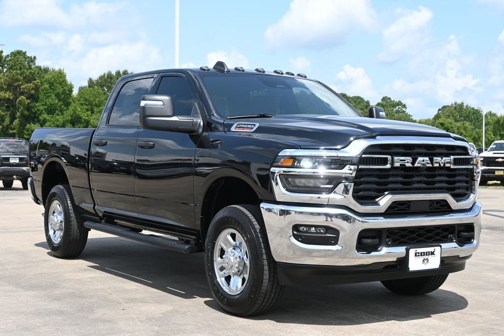 2026 RAM 2500 RAM 2500 TRADESMAN CREW CAB 4X4 6'4' BOX