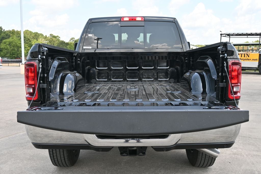 2026 RAM 2500 RAM 2500 TRADESMAN CREW CAB 4X4 6'4' BOX