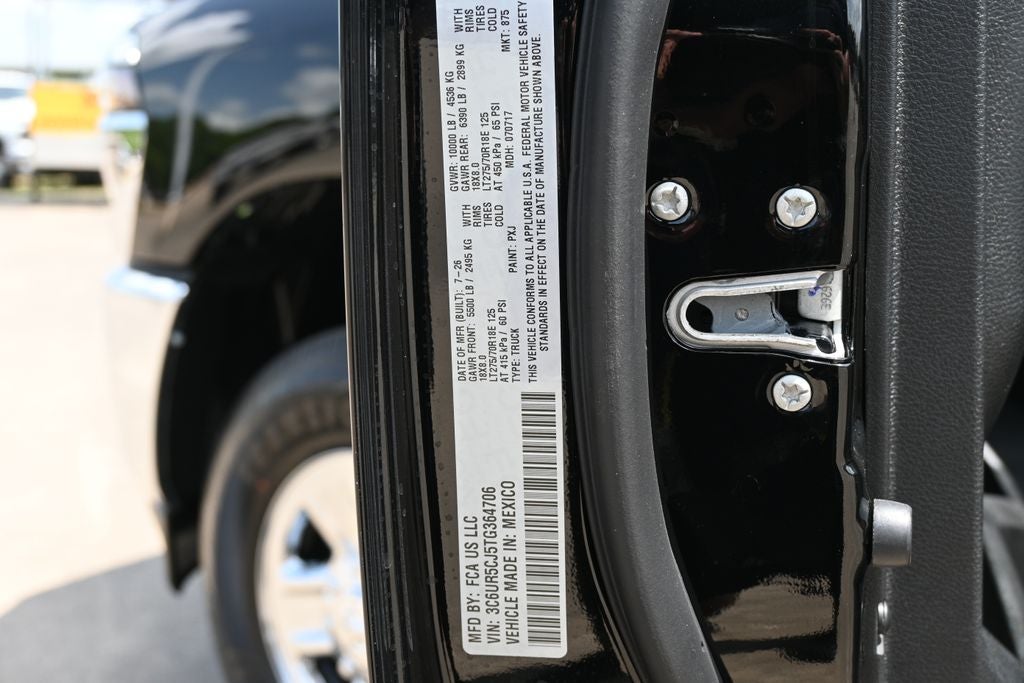 2026 RAM 2500 RAM 2500 TRADESMAN CREW CAB 4X4 6'4' BOX