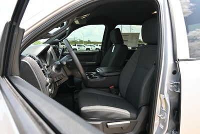 2026 RAM 2500 RAM 2500 BLACK EXPRESS CREW CAB 4X4 6'4' BOX