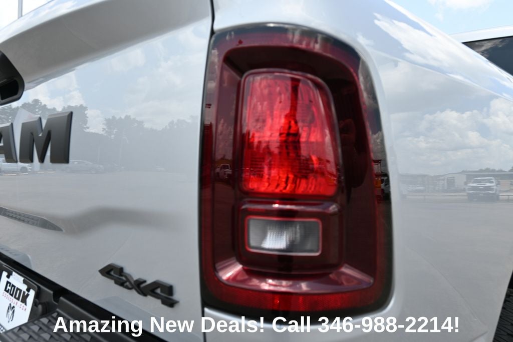 2026 RAM 2500 RAM 2500 BLACK EXPRESS CREW CAB 4X4 6'4' BOX