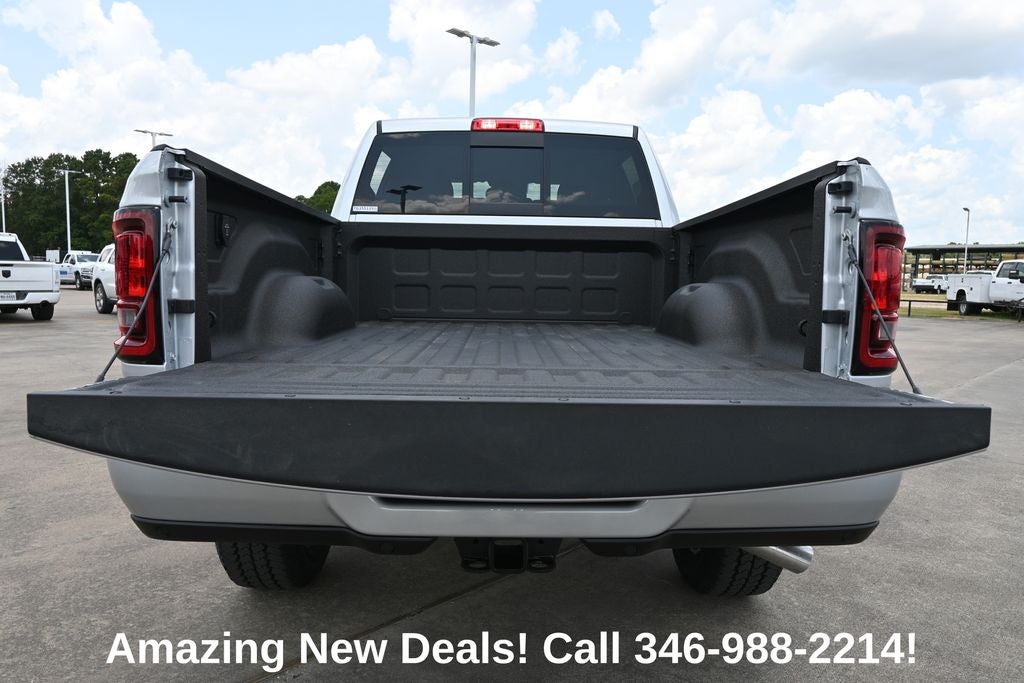 2026 RAM 2500 RAM 2500 BLACK EXPRESS CREW CAB 4X4 6'4' BOX