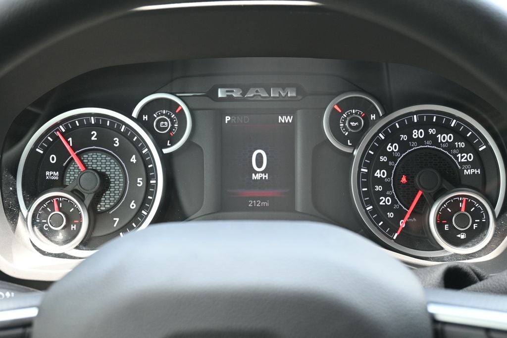 2026 RAM 2500 RAM 2500 BLACK EXPRESS CREW CAB 4X4 6'4' BOX