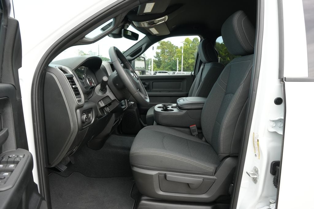 2026 RAM 2500 RAM 2500 TRADESMAN CREW CAB 4X4 6'4' BOX
