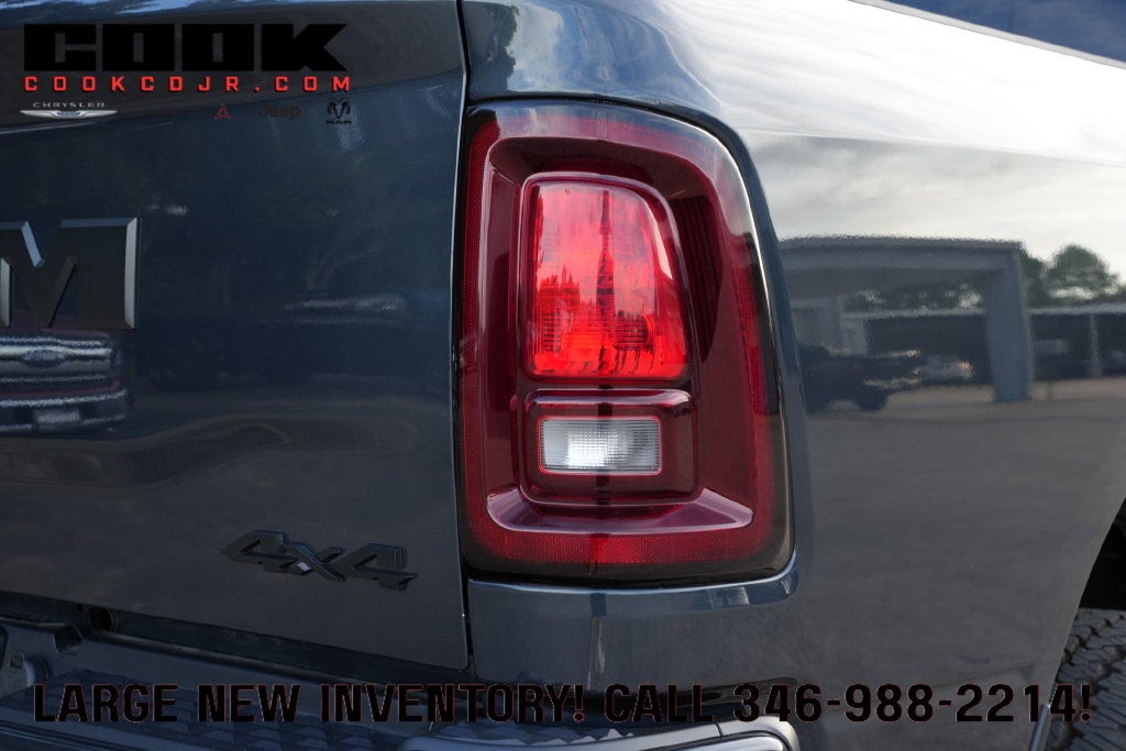 2027 RAM 2500 RAM 2500 BLACK EXPRESS CREW CAB 4X4 6'4' BOX