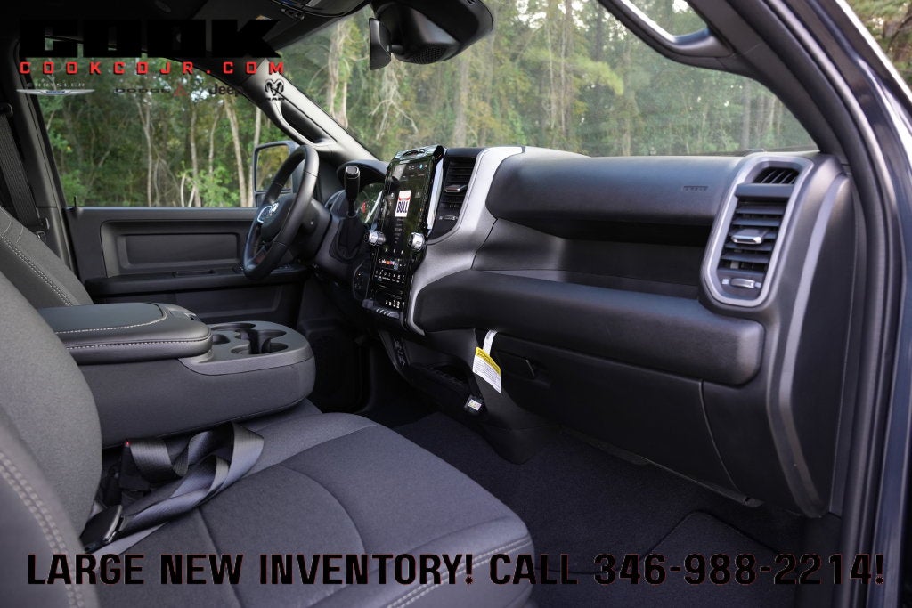 2027 RAM 2500 RAM 2500 BLACK EXPRESS CREW CAB 4X4 6'4' BOX