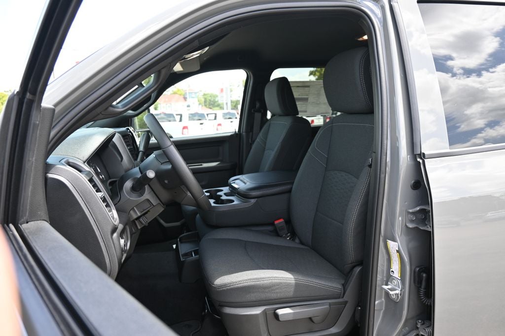 2026 RAM 2500 RAM 2500 TRADESMAN CREW CAB 4X4 6'4' BOX