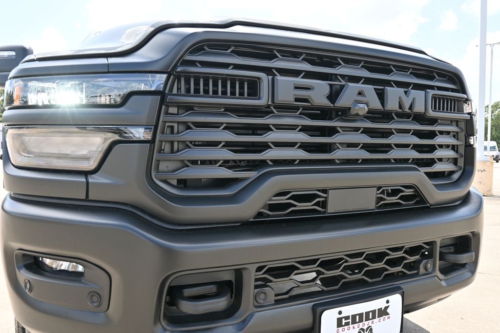2026 RAM 2500 RAM 2500 TRADESMAN CREW CAB 4X4 6'4' BOX