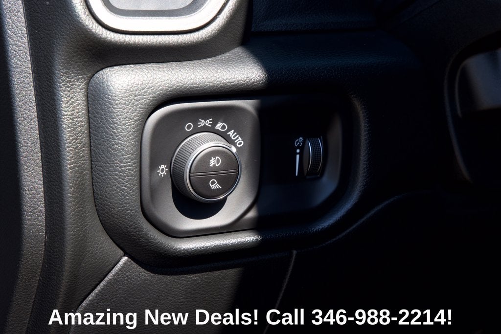 2026 RAM 2500 RAM 2500 TRADESMAN CREW CAB 4X4 6'4' BOX