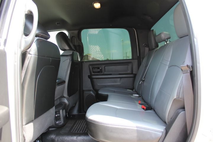 2023 RAM 2500 Tradesman Crew Cab 4x4 6'4' Box