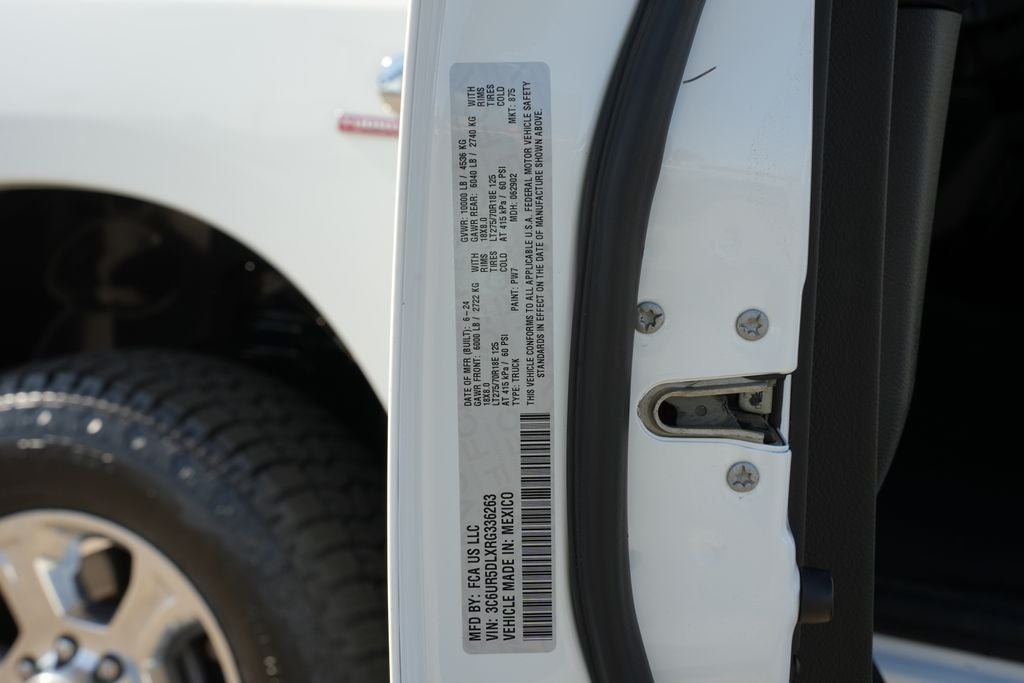 2024 RAM 2500 Big Horn Crew Cab 4x4 6'4' Box