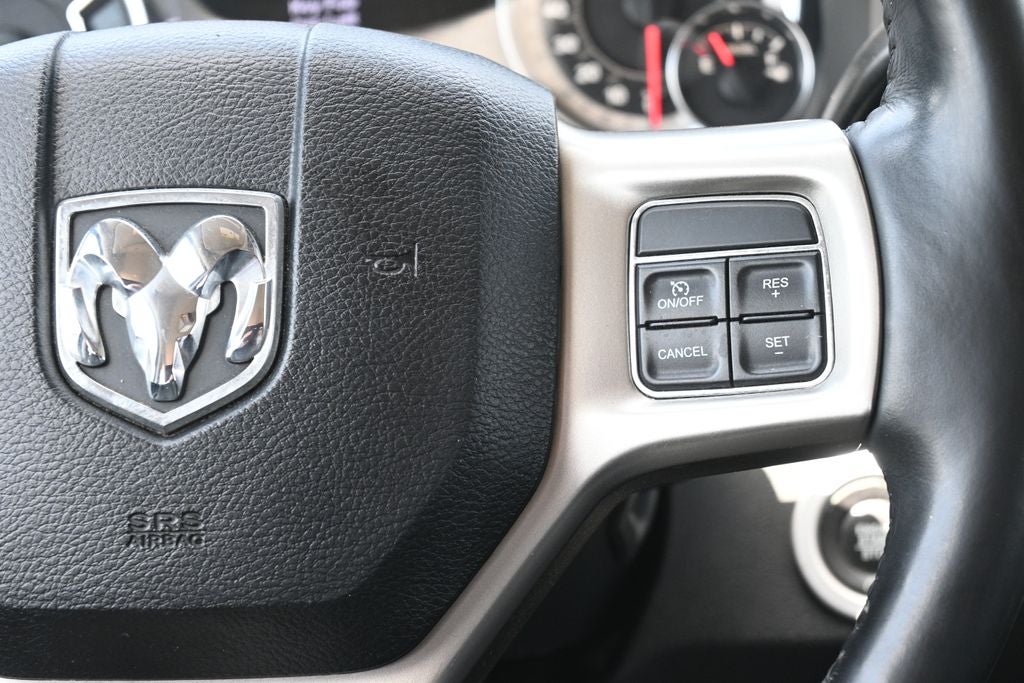 2017 RAM 2500 Laramie Crew Cab 4x4 6'4' Box