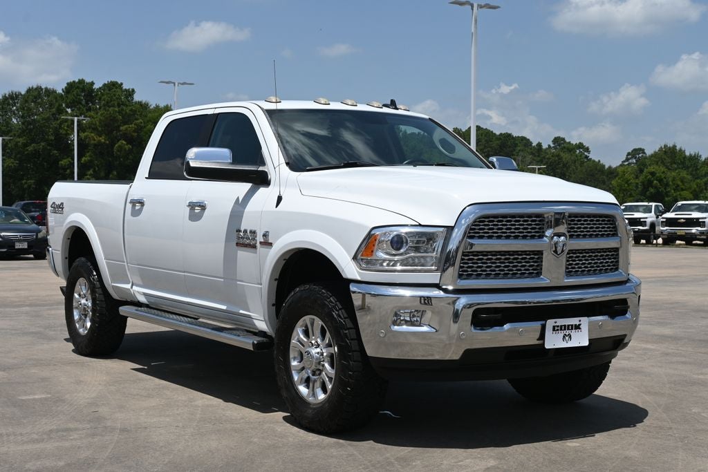 2017 RAM 2500 Laramie Crew Cab 4x4 6'4' Box
