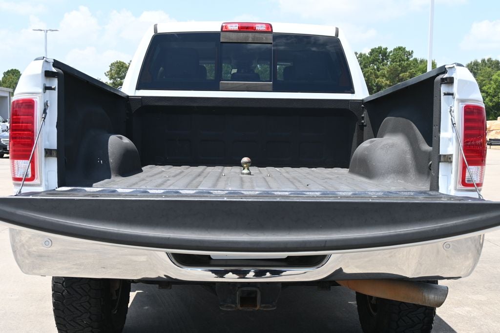 2017 RAM 2500 Laramie Crew Cab 4x4 6'4' Box
