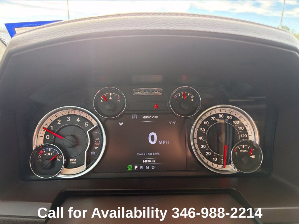 2018 RAM 2500 Laramie Crew Cab 4x4 6'4' Box