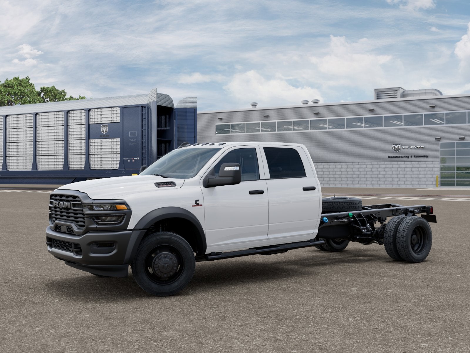 2027 RAM 5500 Chassis Cab RAM 5500 TRADESMAN CHASSIS CREW CAB 4X4 84' CA