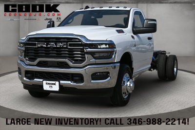 2027 RAM 3500 Chassis Cab RAM 3500 TRADESMAN CHASSIS REGULAR CAB 4X4 84' CA