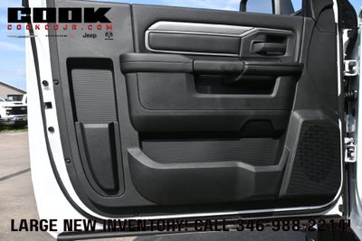 2027 RAM 3500 Chassis Cab RAM 3500 TRADESMAN CHASSIS REGULAR CAB 4X4 84' CA