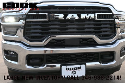 2027 RAM 3500 Chassis Cab RAM 3500 TRADESMAN CHASSIS REGULAR CAB 4X4 84' CA