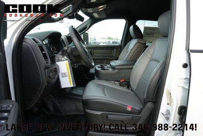 2027 RAM 3500 Chassis Cab RAM 3500 TRADESMAN CREW CAB CHASSIS 4X4 60' CA