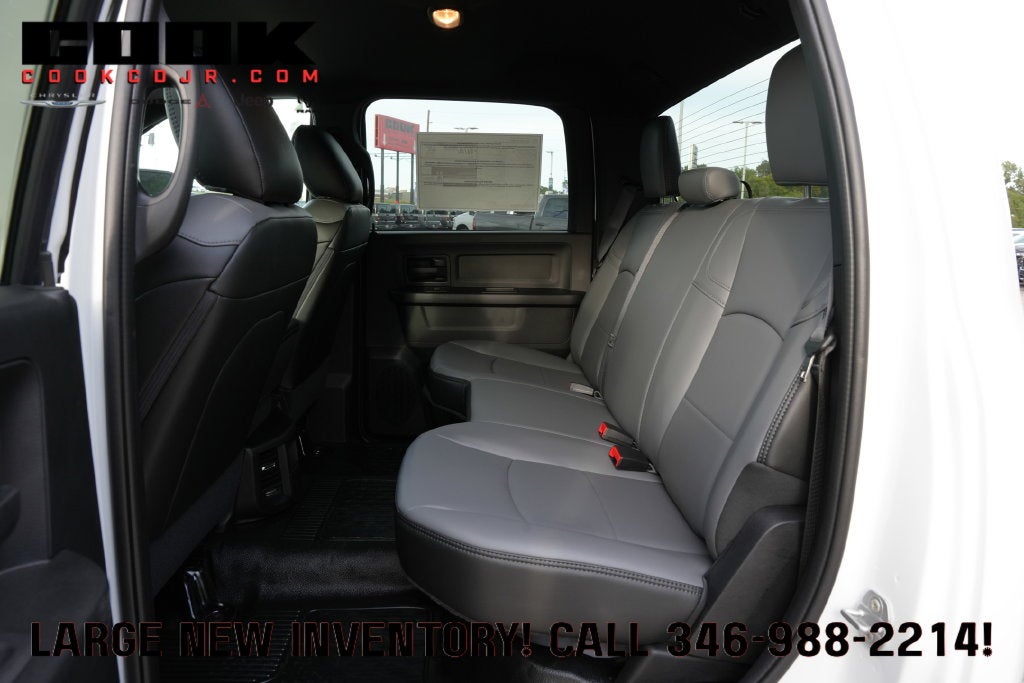 2027 RAM 3500 Chassis Cab RAM 3500 TRADESMAN CREW CAB CHASSIS 4X4 60' CA