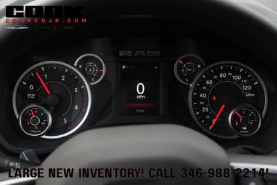2027 RAM 3500 Chassis Cab RAM 3500 TRADESMAN CREW CAB CHASSIS 4X4 60' CA