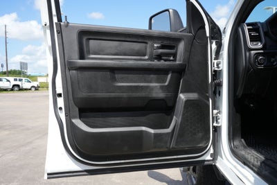 2024 RAM 3500 Chassis Tradesman/SLT/Laramie/Limited